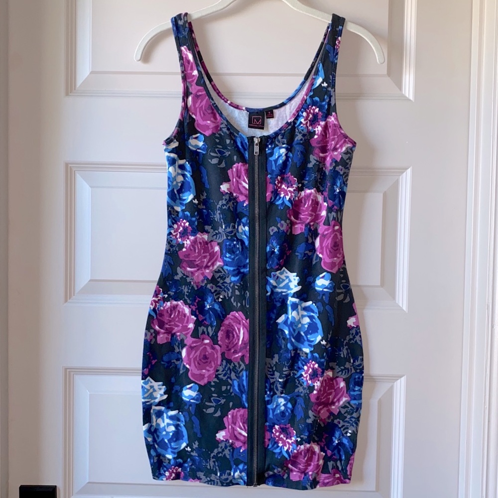 NEW (wot) Sexy Material Girl Zip up Dress